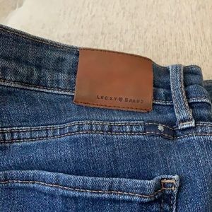 Lucky brand jeans in sweet bootcut